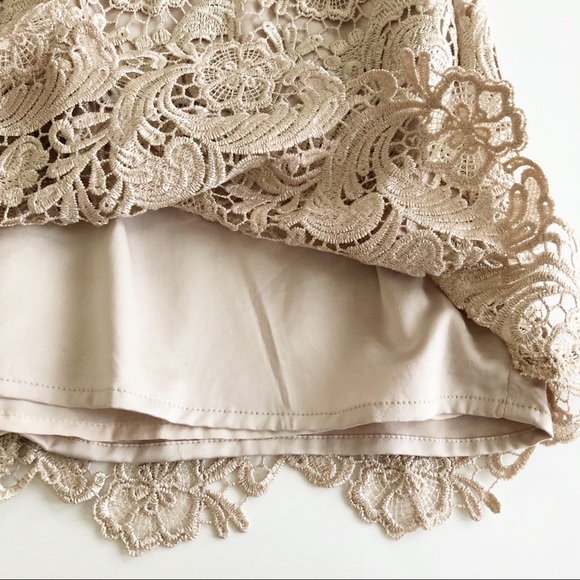 White House Black Market Lace Cocktail Dress Sz 0 - Picture 3 of 10